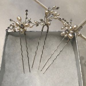 Wedding hair pins